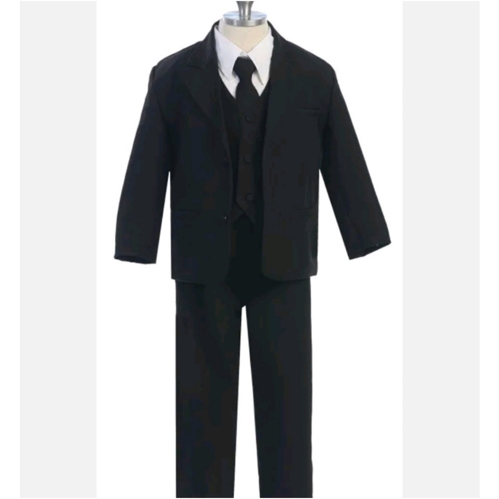 Boys 5T suit